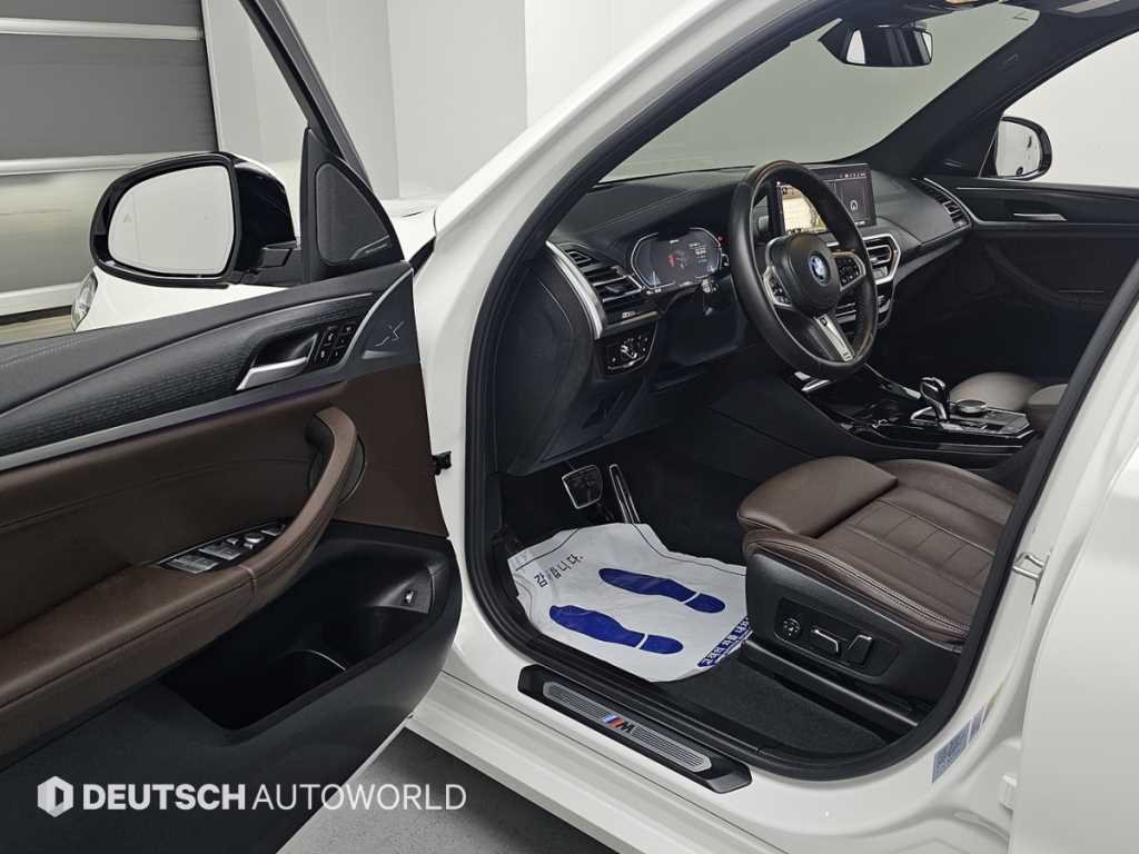 BMW X3 — photo 11