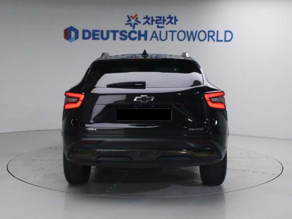 CHEVROLET Trax — photo 04