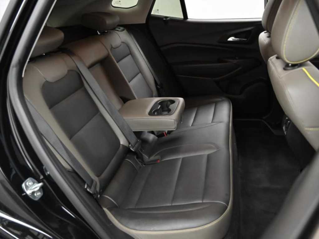 CHEVROLET Trax — photo 12