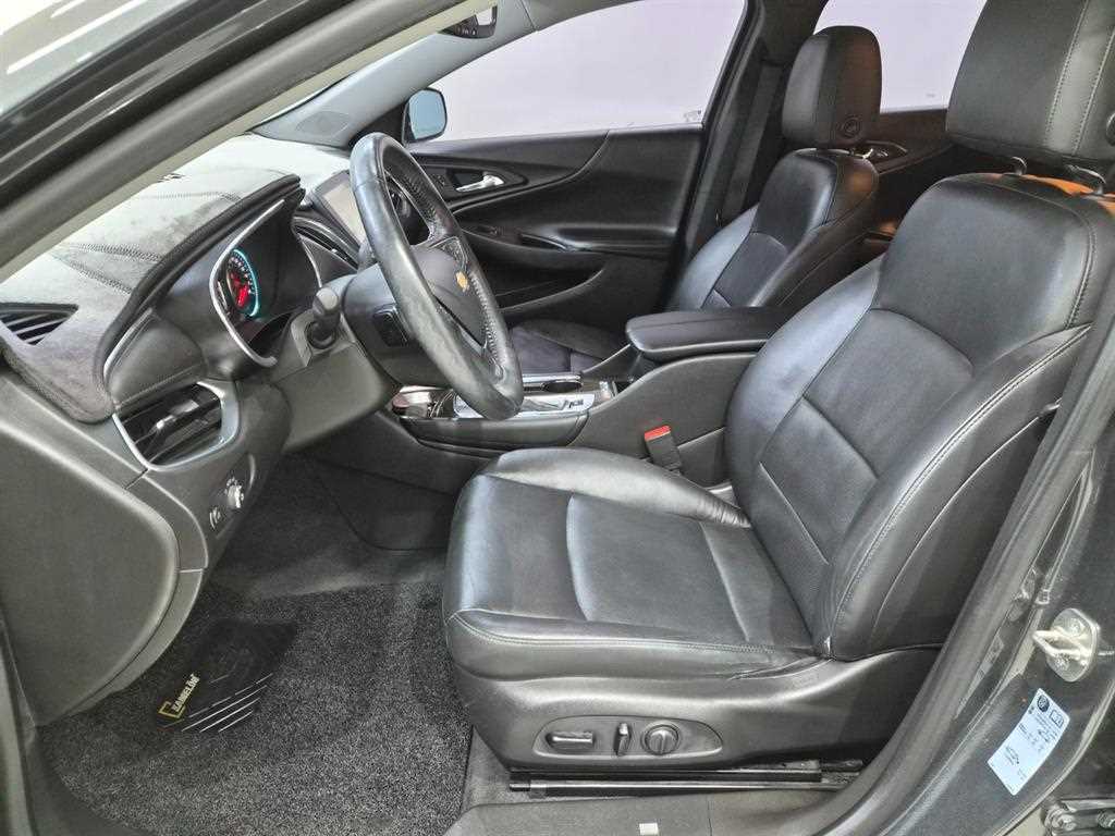 CHEVROLET Malibu — photo 10