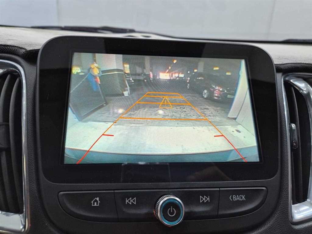 CHEVROLET Malibu — photo 14