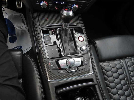 Audi RS7 — photo 11