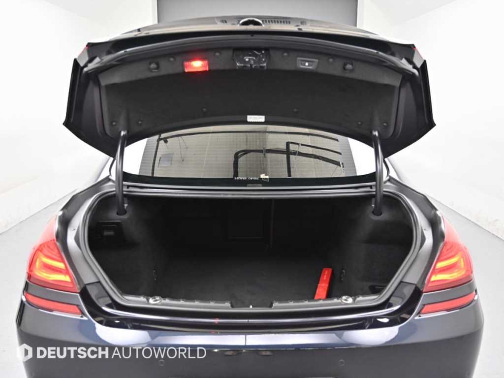 BMW 6-Series — photo 19