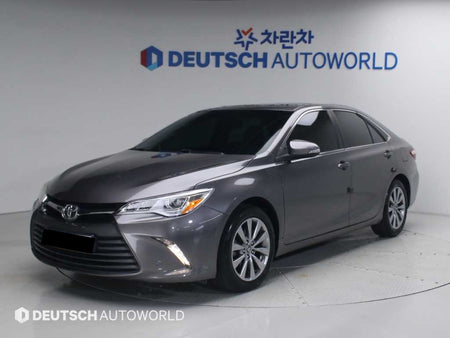 Toyota Camry — photo 01