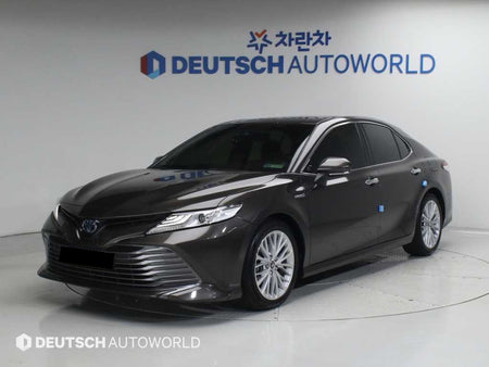 Toyota Camry — photo 01