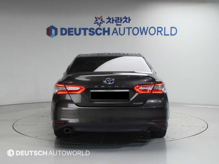 Toyota Camry — photo 04
