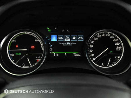 Toyota Camry — photo 08