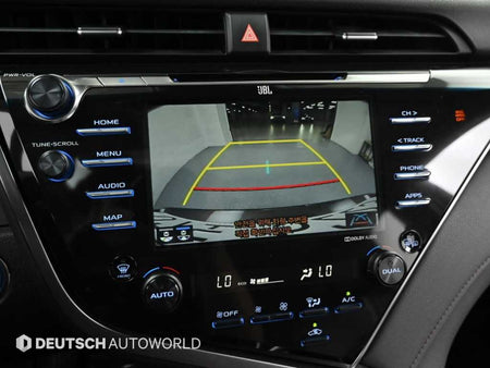 Toyota Camry — photo 15