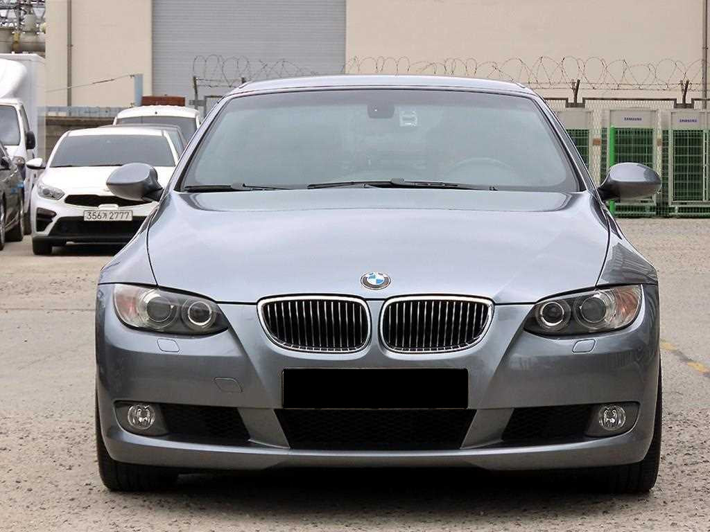 BMW 3-Series — photo 01