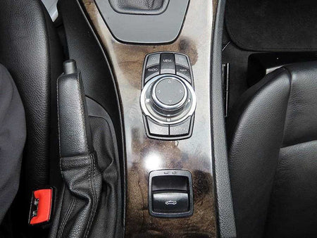BMW 3-Series — photo 15