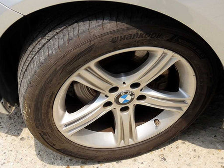 BMW 3-Series — photo 20