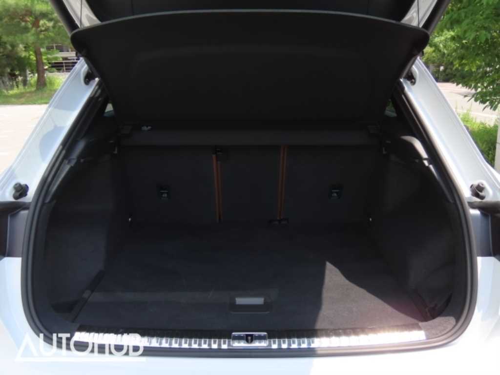 Audi Q3 — photo 18