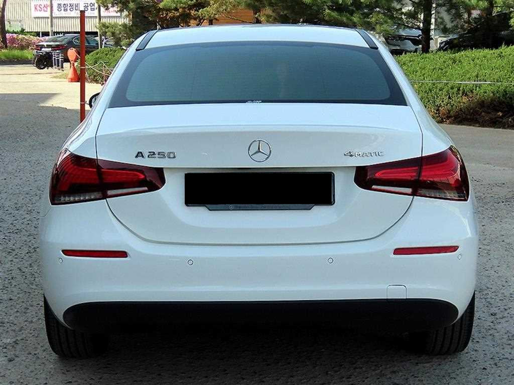 Mercedes-Benz A-Class — photo 04