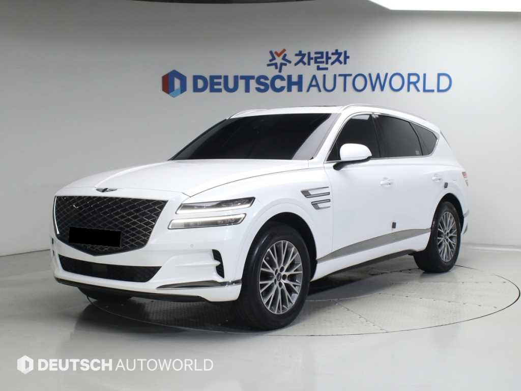 Genesis GV80 — photo 01
