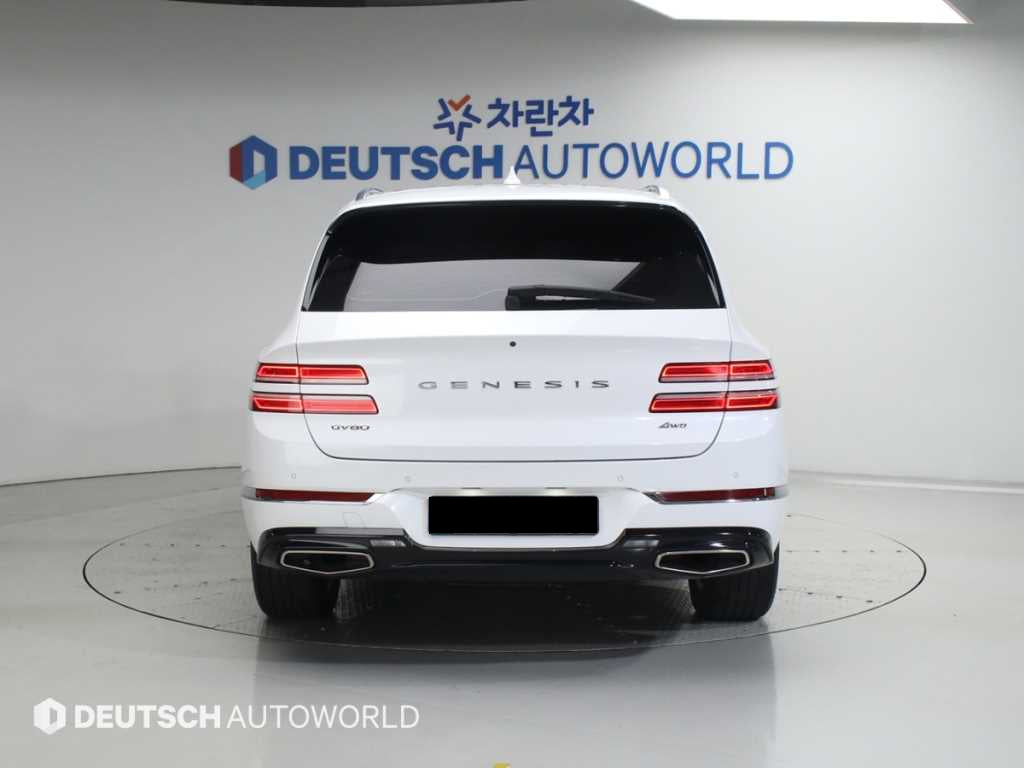 Genesis GV80 — photo 04