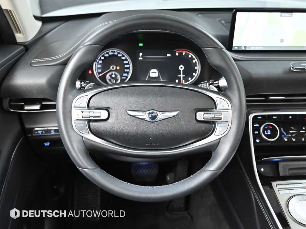 Genesis GV80 — photo 13