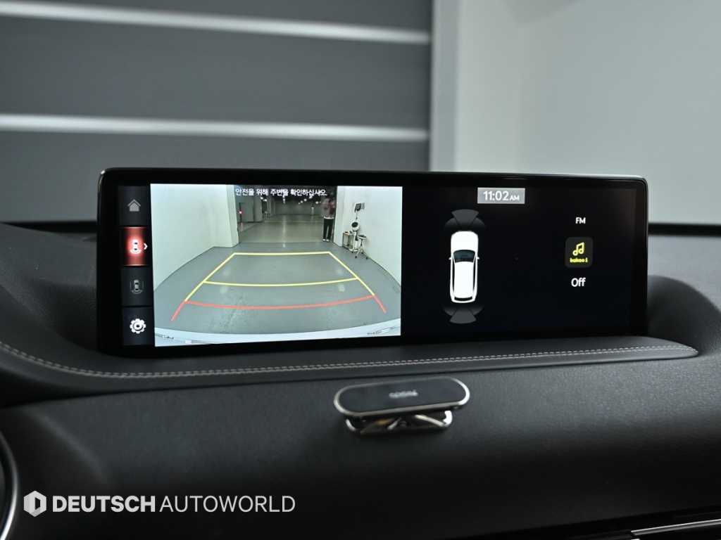 Genesis GV80 — photo 15