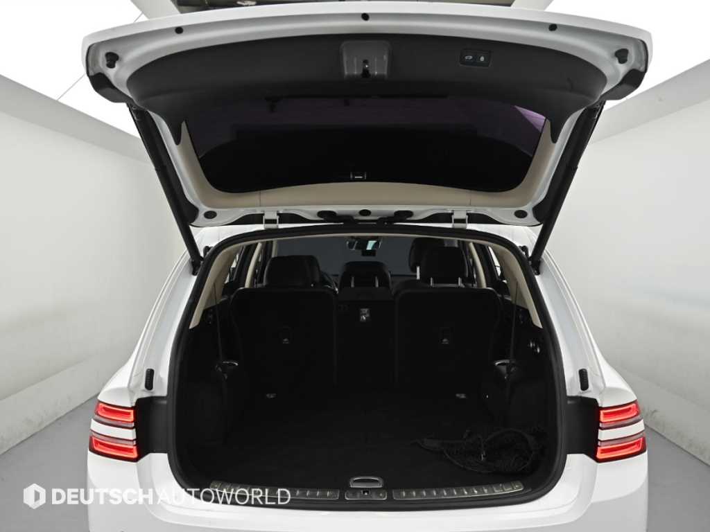 Genesis GV80 — photo 19
