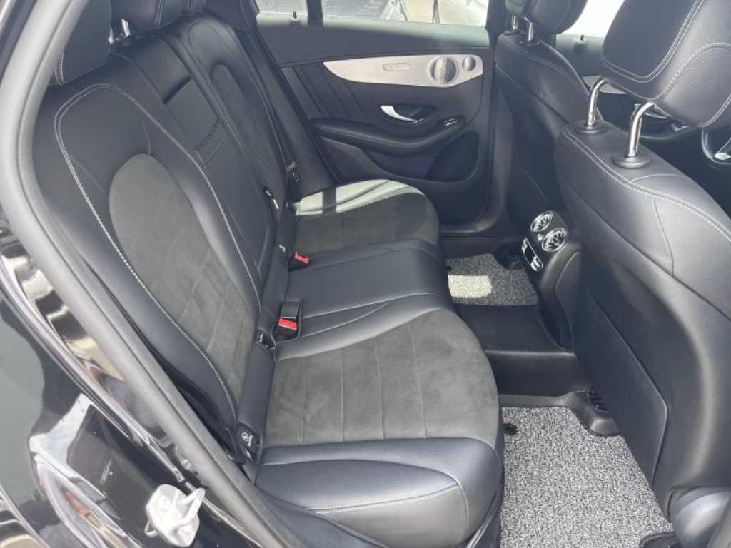 Mercedes-Benz GLC-Class — photo 09