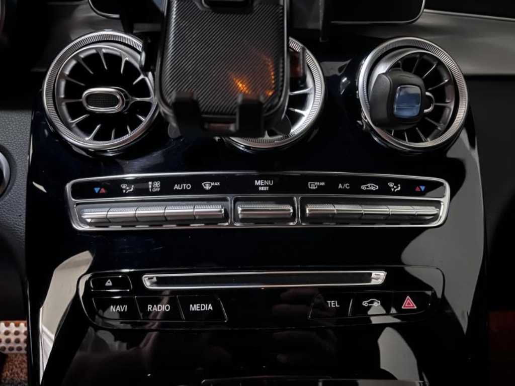 Mercedes-Benz GLC-Class — photo 13