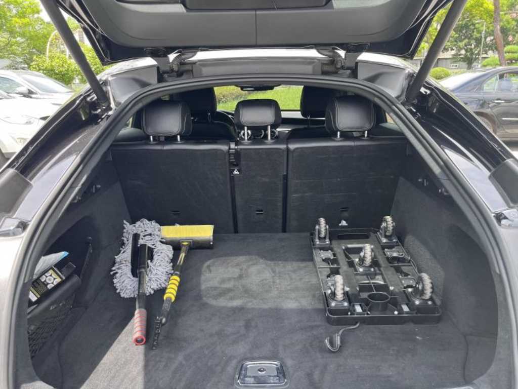 Mercedes-Benz GLC-Class — photo 17