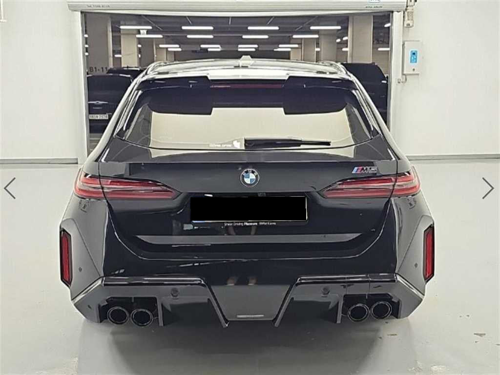 BMW M5 — photo 03