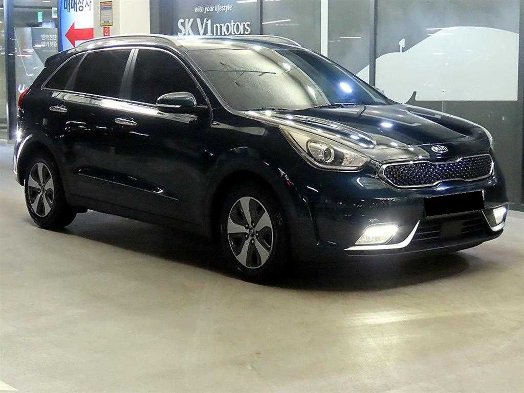 Kia Niro — photo 01