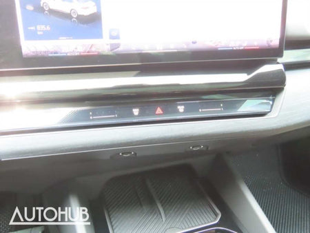 BMW 5-Series — photo 07