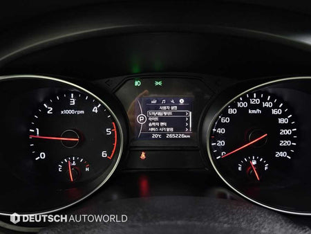 Kia Carnival — photo 08