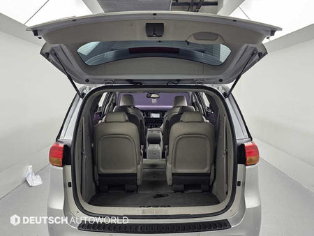 Kia Carnival — photo 19
