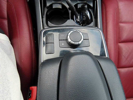 Mercedes-Benz E-Class — photo 12