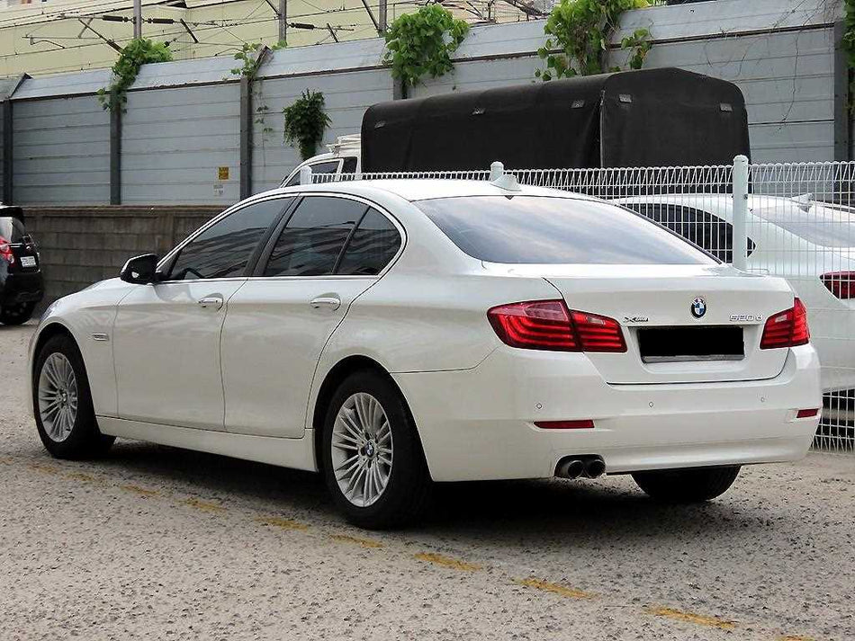 BMW 5-Series — photo 03