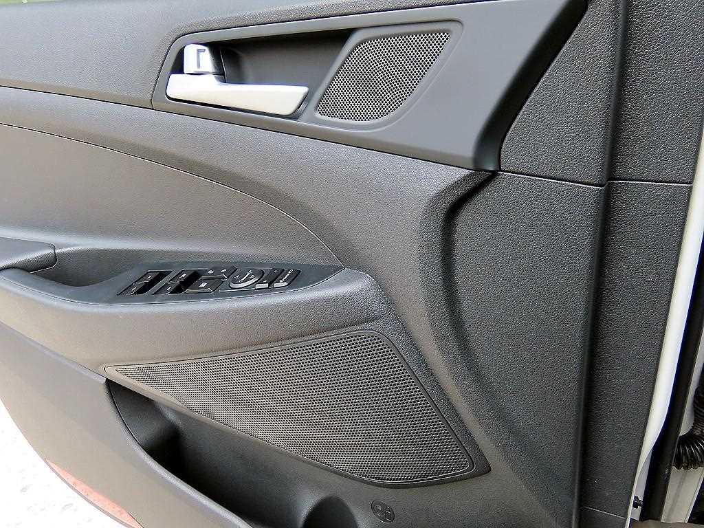 Hyundai Tucson — photo 11