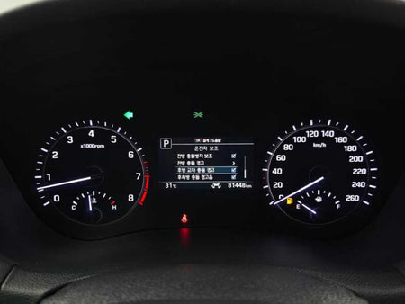 Genesis G80 — photo 08