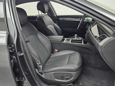 Genesis G80 — photo 10