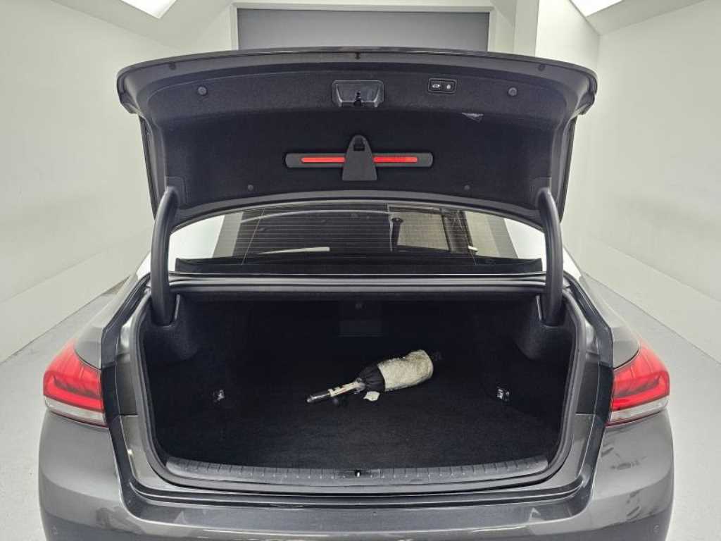 Genesis G80 — photo 19