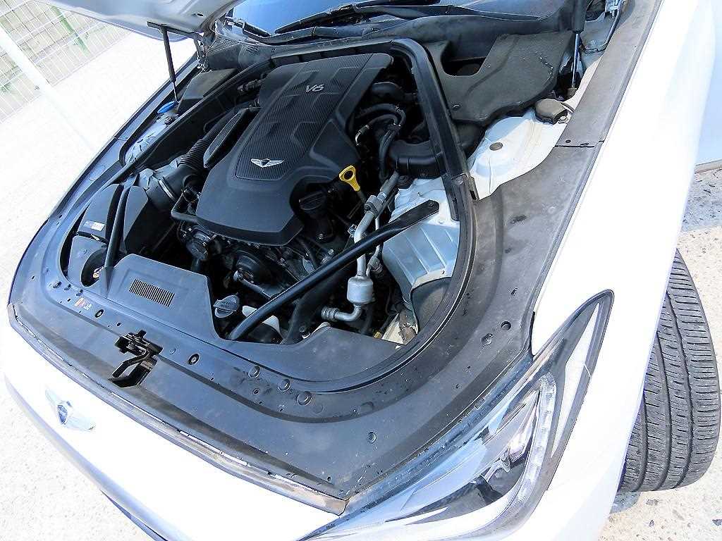 Genesis G80 — photo 19