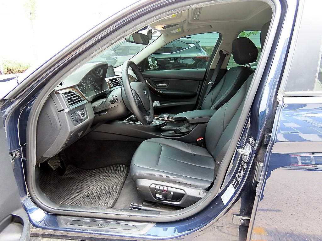 BMW 3-Series — photo 05