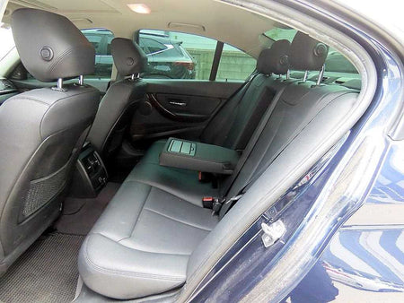 BMW 3-Series — photo 06