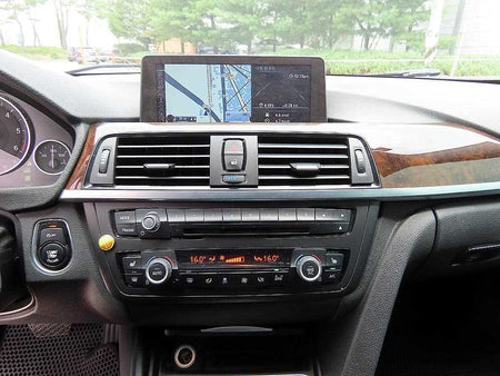 BMW 3-Series — photo 13