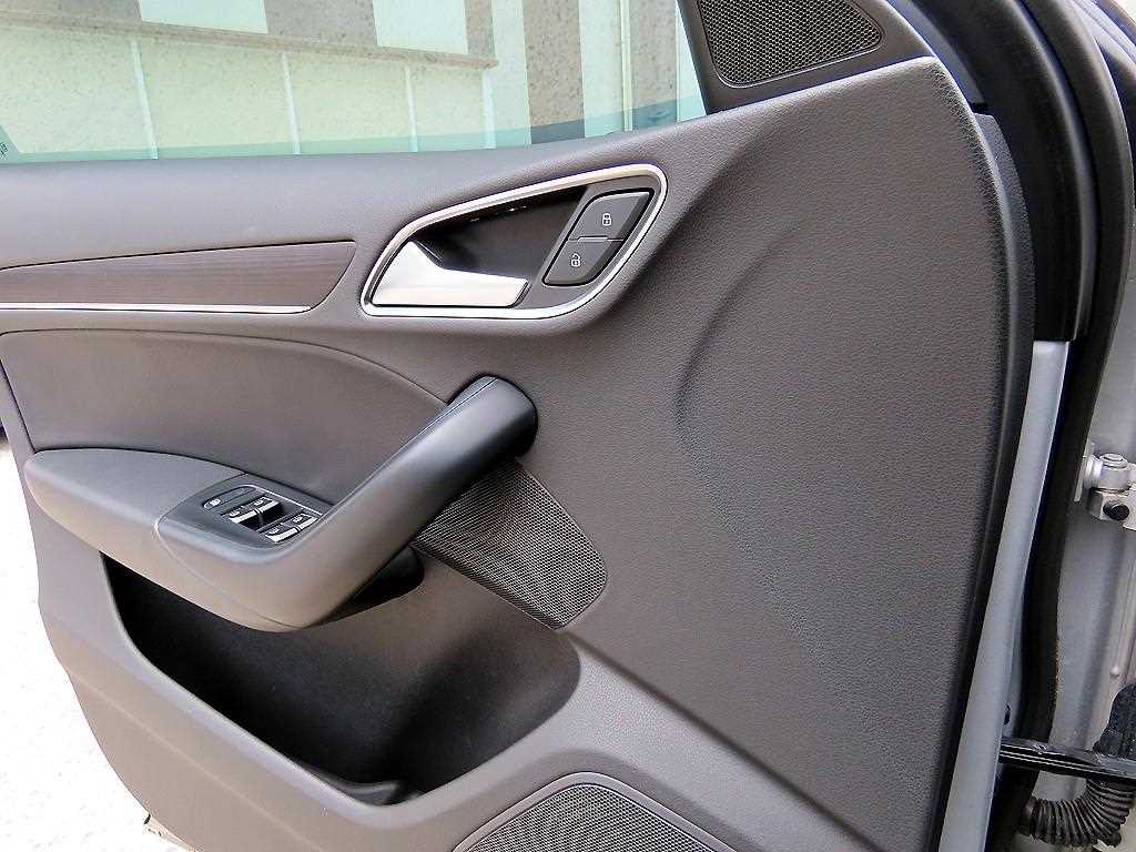 Audi Q3 — photo 11