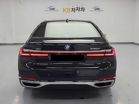 BMW 7-Series — photo 03