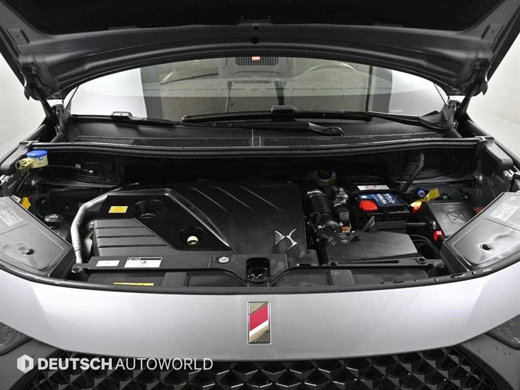 DS Automobiles DS7 — photo 06