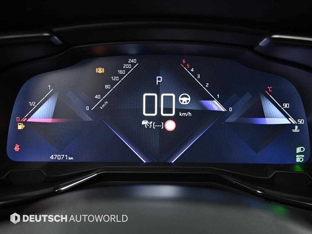 DS Automobiles DS7 — photo 08