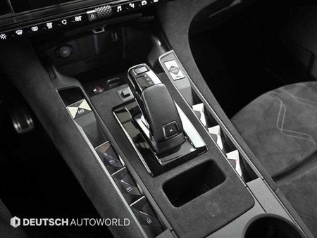 DS Automobiles DS7 — photo 09