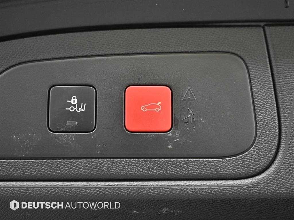 DS Automobiles DS7 — photo 20