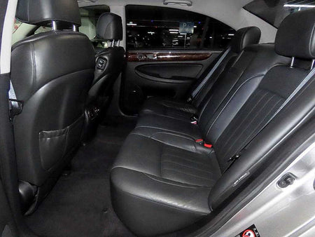 Hyundai Genesis — photo 07