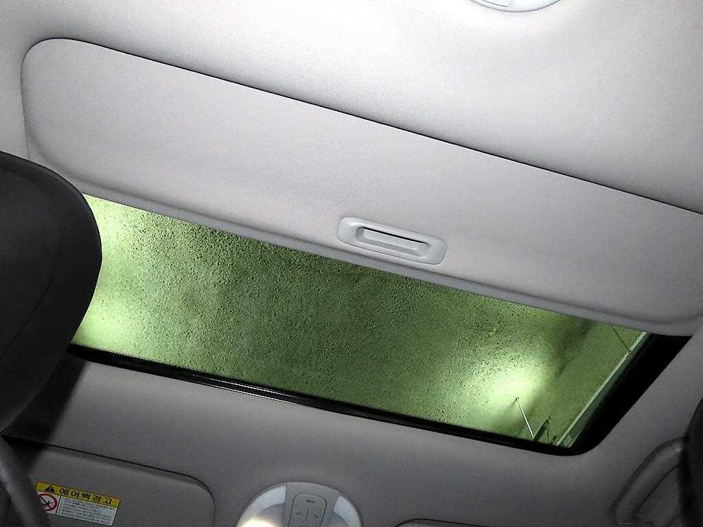 Hyundai Genesis — photo 17