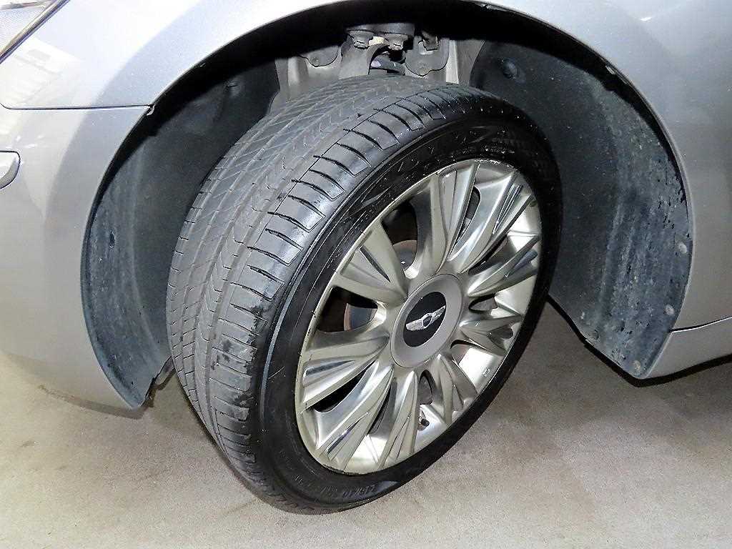 Hyundai Genesis — photo 20