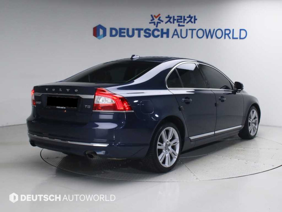 Volvo S80 — photo 02